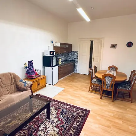 Apartman Alesta Bruntal Exterior photo